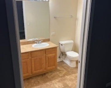 1224 W Van Buren Street - Photo Thumbnail 10