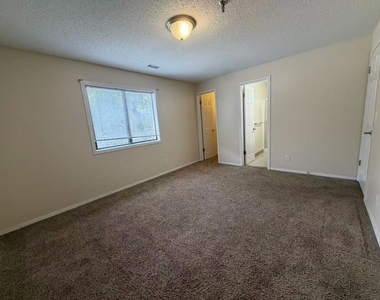1340 Brook Street - Photo Thumbnail 13
