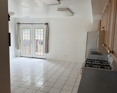 4100 W Cermak Road - Photo Thumbnail 6
