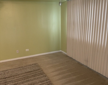 4100 W Cermak Road - Photo Thumbnail 2