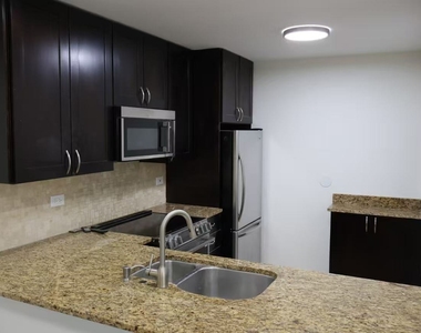 716 Prescott Drive - Photo Thumbnail 7