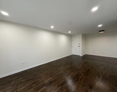 716 Prescott Drive - Photo Thumbnail 4