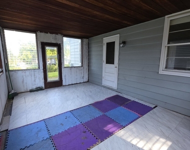 1207 W Main Street - Photo Thumbnail 1