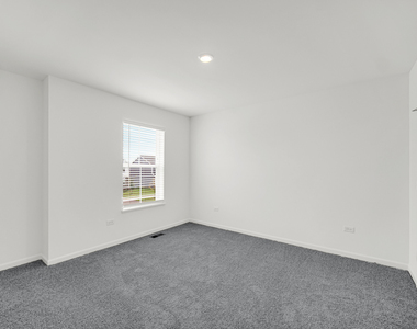 349 Danforth Drive - Photo Thumbnail 16