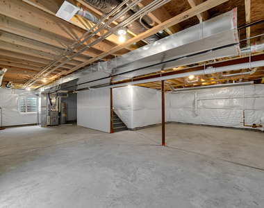 349 Danforth Drive - Photo Thumbnail 20