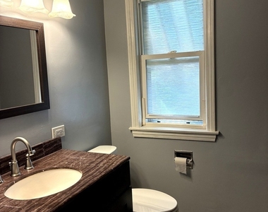 2312 Division Street - Photo Thumbnail 6