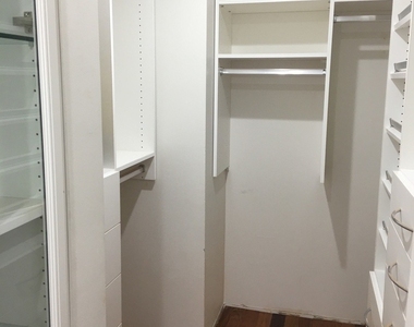 195 N Harbor Drive - Photo Thumbnail 9