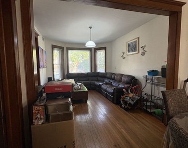 3341 W Evergreen Avenue - Photo Thumbnail 6