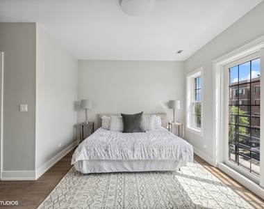 4824 S Champlain Avenue - Photo Thumbnail 17