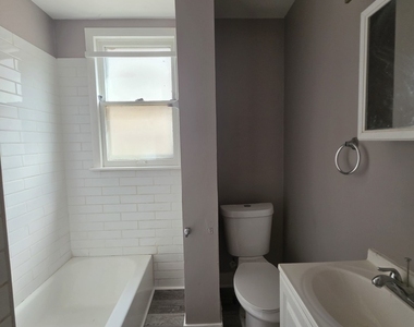 309 E 120th Place - Photo Thumbnail 9