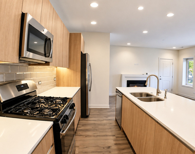 8467 Grand Avenue - Photo Thumbnail 6