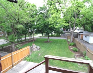 956 Deerfield Road - Photo Thumbnail 31