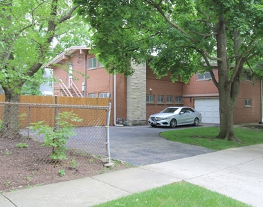 956 Deerfield Road - Photo Thumbnail 36