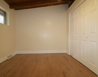 956 Deerfield Road - Photo Thumbnail 29