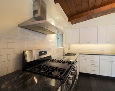 956 Deerfield Road - Photo Thumbnail 10