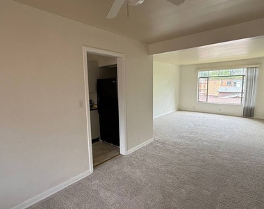 1014 Edwards Street - Photo Thumbnail 4