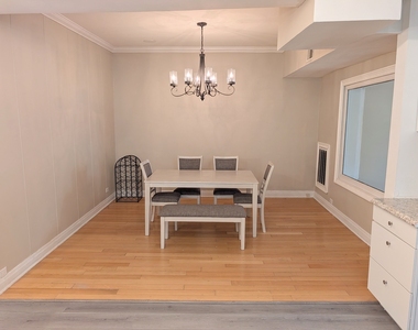 14 W Chestnut Street - Photo Thumbnail 4