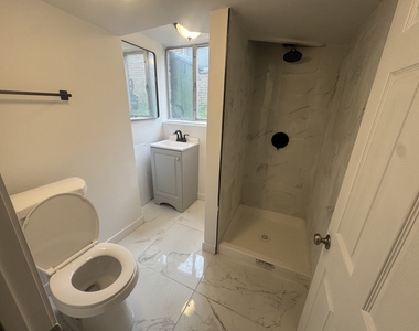 14700 Avalon Avenue - Photo Thumbnail 11