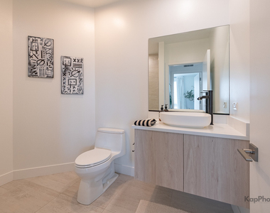 859 W Erie Street - Photo Thumbnail 24