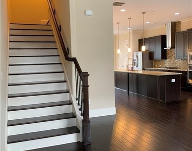 511 Alden Dr - Photo Thumbnail 7