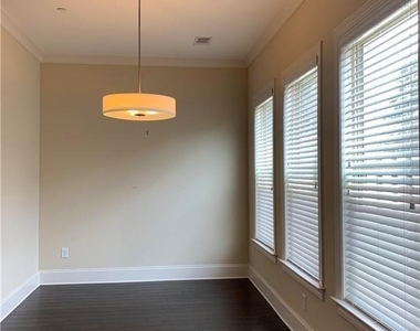 511 Alden Dr - Photo Thumbnail 6