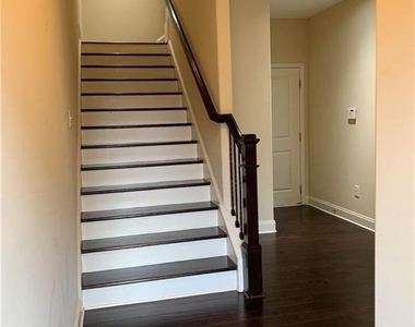 511 Alden Dr - Photo Thumbnail 24