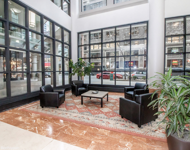 211 E Ohio Street - Photo Thumbnail 2