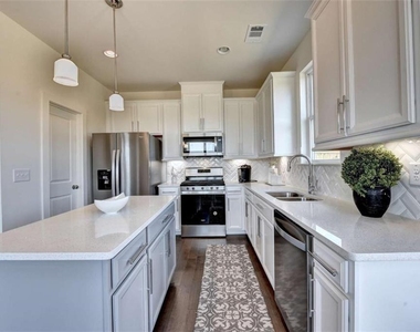 46 Cannon Trace Drive - Photo Thumbnail 5