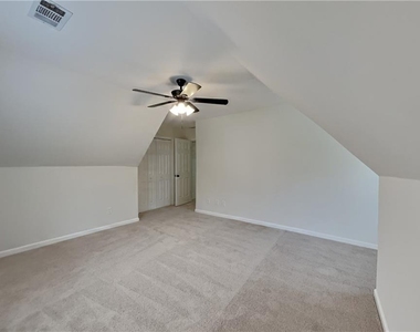 2836 Springrock Way - Photo Thumbnail 10