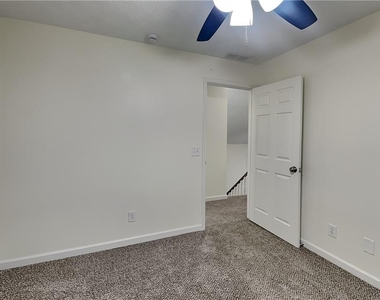 3235 Continental Drive - Photo Thumbnail 11