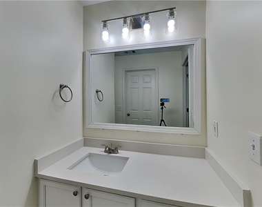 3235 Continental Drive - Photo Thumbnail 8