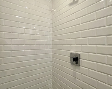 2453 W Irving Park Road - Photo Thumbnail 29