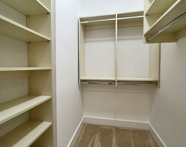 2453 W Irving Park Road - Photo Thumbnail 18