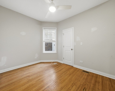 5039 W Cullom Avenue - Photo Thumbnail 10