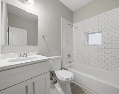 5039 W Cullom Avenue - Photo Thumbnail 7