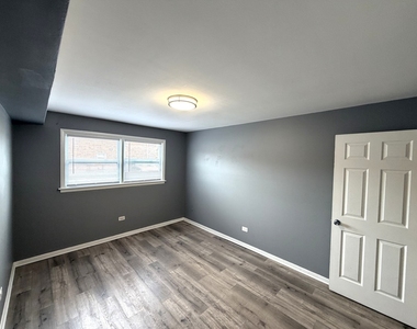 3754 W 120th Street - Photo Thumbnail 9