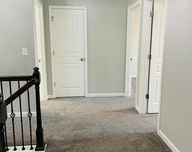 411 Timberleaf Road - Photo Thumbnail 14