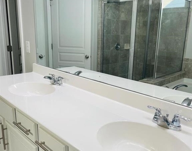 411 Timberleaf Road - Photo Thumbnail 20
