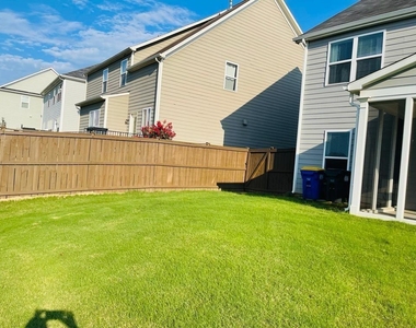 411 Timberleaf Road - Photo Thumbnail 26