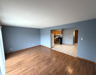 11946 S Ridgeway Avenue - Photo Thumbnail 2