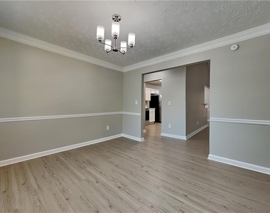 3975 Crestwater Lane - Photo Thumbnail 5