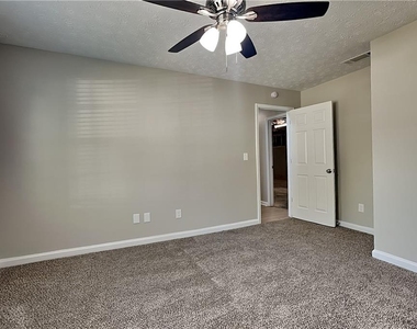 3975 Crestwater Lane - Photo Thumbnail 11