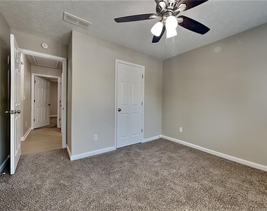 3975 Crestwater Lane - Photo Thumbnail 14