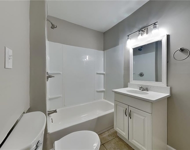 3975 Crestwater Lane - Photo Thumbnail 15