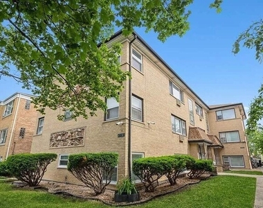 6747 N Olmsted Avenue - Photo Thumbnail 1