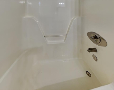1305 Burning Bush Drive - Photo Thumbnail 14