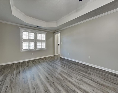 1305 Burning Bush Drive - Photo Thumbnail 1