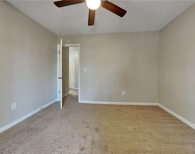 1305 Burning Bush Drive - Photo Thumbnail 13
