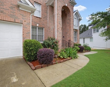 4059 Ashland Circle - Photo Thumbnail 1