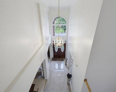 4059 Ashland Circle - Photo Thumbnail 6